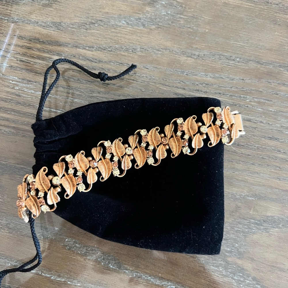 Elegant Gold Bracelet
